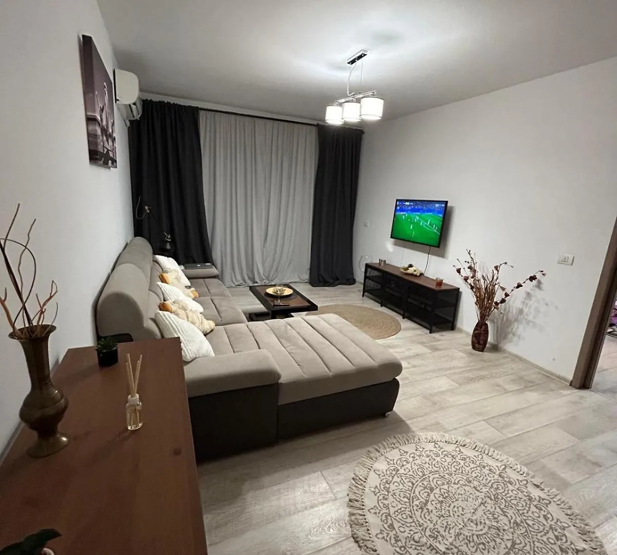 Cozy Apartment 130E By Plaza Bucarest Roumanie