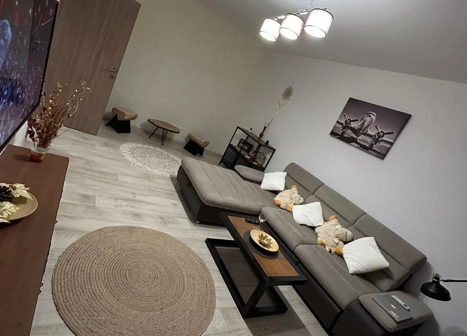 Cozy Apartment 130E By Plaza Bucarest Roumanie